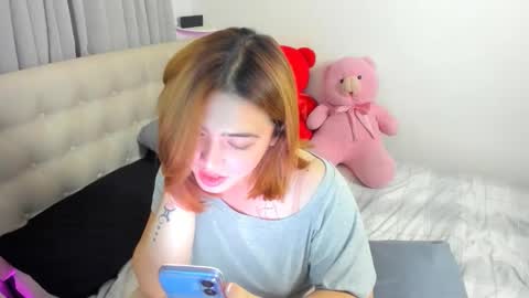 Demi online show from February 14, 7:27 am