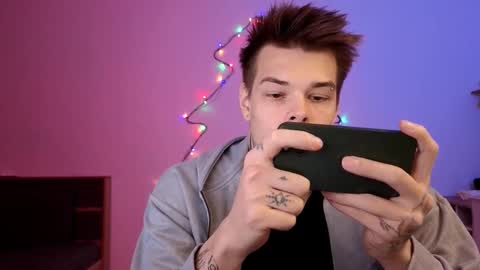 Denis online show from November 28, 10:45 pm