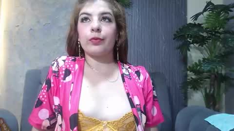 Laura online show from October 25, 12:34 pm
