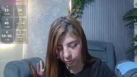 Laura online show from November 27, 11:34 am