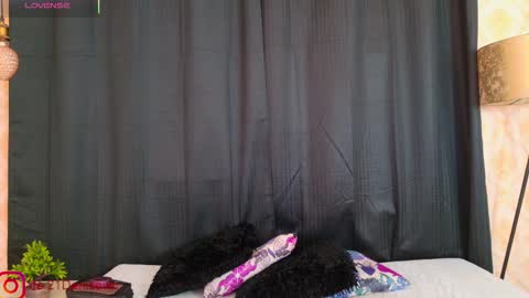 Denisse online show from October 20, 12:16 pm