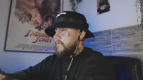 Oliver online show from March 22, 11:19 pm