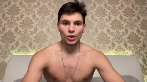 Den online show from December 18, 10:30 am