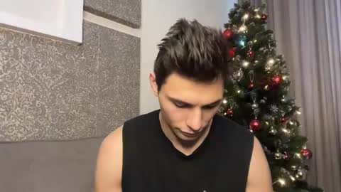 Den online show from December 23, 7:28 am