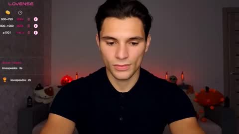 Den online show from October 18, 7:53 am