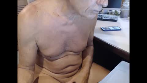 Snapshot of denn_jett chatting on September 14, 2:05 pm Den Jet online show from September 14, 2:05 pm