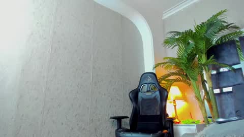 dennis_cox_ online show from January 23, 11:37 am