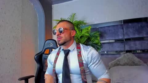 dennis_cox_ online show from February 15, 11:50 am