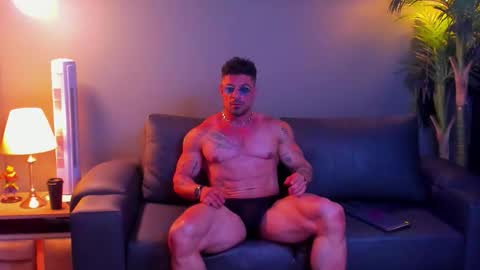 dennis_cox_ online show from October 17, 6:16 am