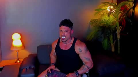 dennis_cox_ online show from October 21, 8:15 am