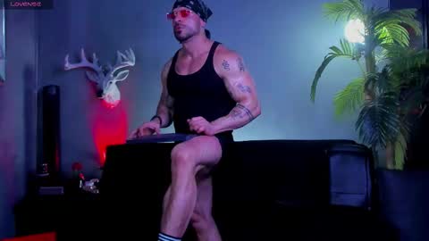 dennis_cox_ online show from February 27, 3:56 pm