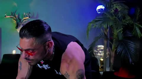 dennis_cox_ online show from April 3, 1:36 am