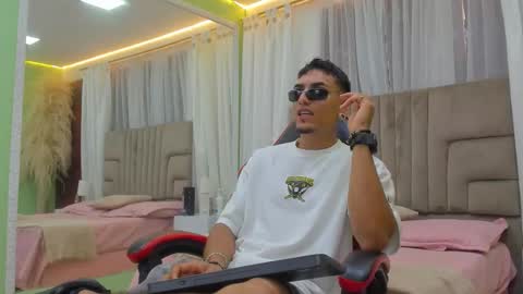 Dennis Kinsey online show from March 25, 4:46 pm