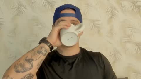 dennis munera online show from February 28, 12:42 pm