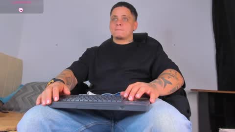 dennis munera online show from October 9, 9:29 am