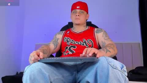 dennis munera online show from November 28, 4:48 am