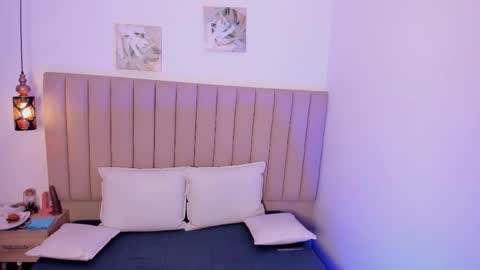 Denisse  online show from February 28, 6:31 pm