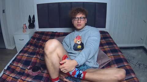 Dennis online show from February 2, 8:51 pm