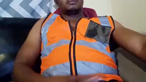 Snapshot of dentzo chatting on December 1, 9:59 pm mastER blACK online show from December 1, 9:59 pm