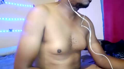 Snapshot of dentzo chatting on March 3, 6:15 am mastER blACK online show from March 3, 6:15 am