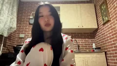 Emma online show from September 17, 2:19 pm