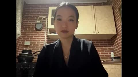 Emma online show from September 19, 2:51 pm