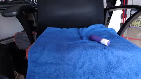 Snapshot of depraved45 chatting on October 22, 8:14 am depraved45 online show from October 22, 8:14 am