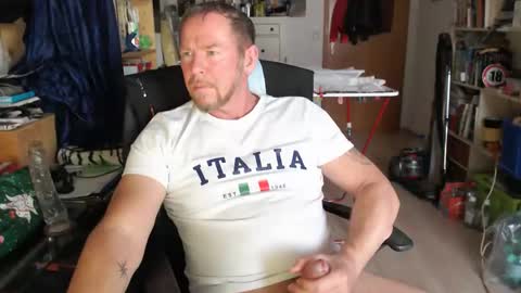 Snapshot of depraved45 chatting on April 22, 5:36 pm depraved45 online show from April 22, 5:36 pm