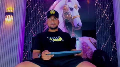 dereck_bbc online show from January 11, 6:46 pm