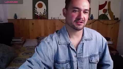 Snapshot of dereck_mills3 chatting on January 16, 2:04 am Dereck Mills3 online show from January 16, 2:04 am