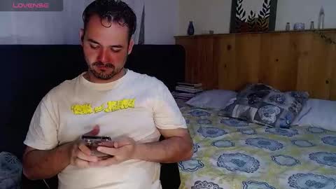 Snapshot of dereck_mills3 chatting on January 18, 2:59 am Dereck Mills3 online show from January 18, 2:59 am