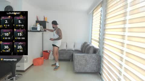 dereckgreen online show from April 13, 6:24 pm