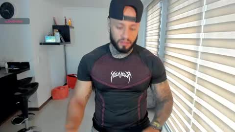 dereckgreen online show from April 16, 9:39 pm