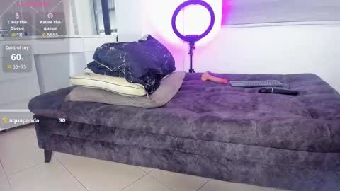 dereckhardd online show from January 13, 8:30 am