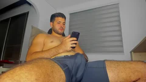 dereckhardd online show from June 25, 11:53 pm