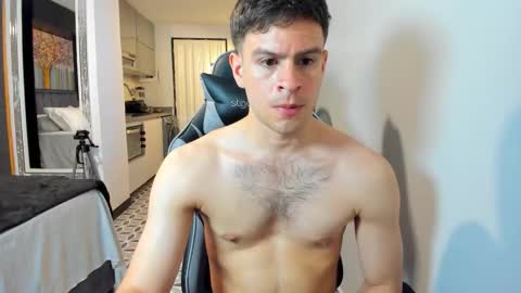 Derek Hussain online show from October 3, 12:29 am