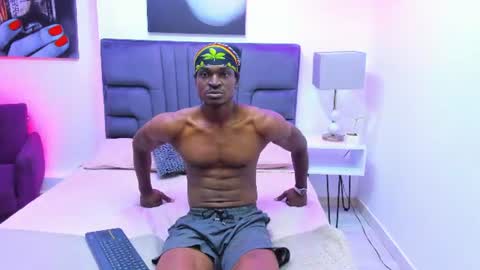 Terry Zyzz online show from June 19, 7:39 pm