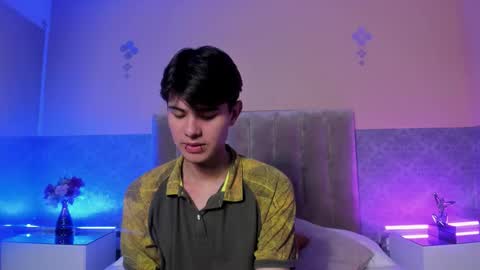 Snapshot of derek_sinn chatting on March 8, 3:16 pm derek_sinn online show from March 8, 3:16 pm