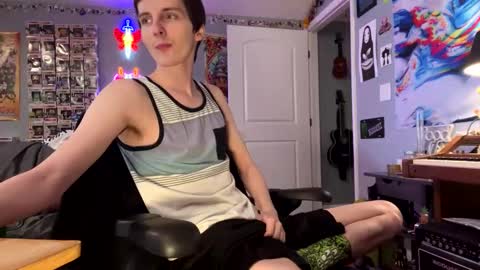 derekdings online show from November 18, 6:12 pm