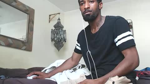 derekthetruth2 online show from June 6, 4:33 pm