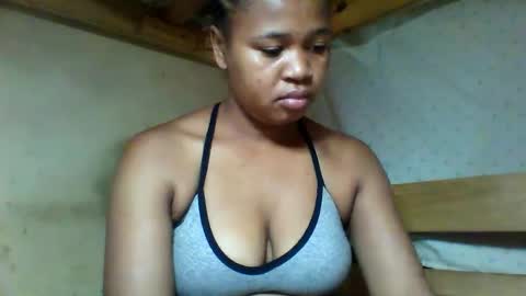 Snapshot of derissa chatting on May 15, 3:13 am derissa online show from May 15, 3:13 am
