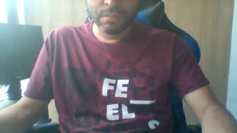 Snapshot of derrik_ chatting on March 23, 11:36 am online show from March 23, 11:36 am