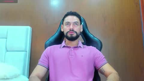 DerryBigger CM online show from November 20, 3:12 pm