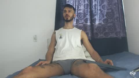 Snapshot of derrymaster chatting on February 17, 2:37 pm JhimyMaster online show from February 17, 2:37 pm