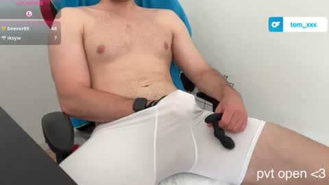 Snapshot of dertom_xxx chatting on June 20, 2:20 pm Tom online show from June 20, 2:20 pm