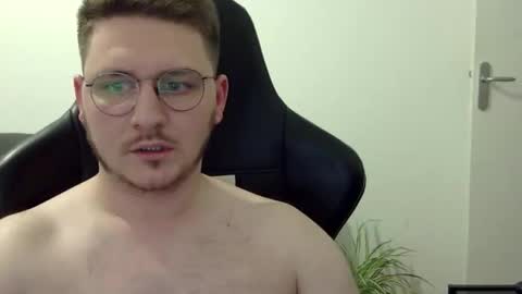 Snapshot of dervechi chatting on December 5, 6:59 pm dervechi online show from December 5, 6:59 pm