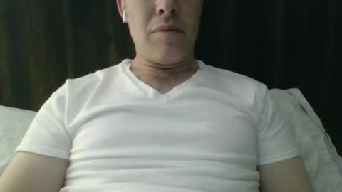 Snapshot of desanctimonious chatting on January 8, 4:37 am desanctimonious online show from January 8, 4:37 am