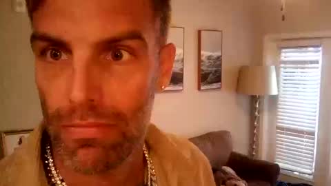 Tall and Handsome online show from October 12, 4:39 pm