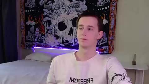 Snapshot of deshman1 chatting on June 23, 9:51 am deshman1 online show from June 23, 9:51 am