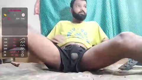 Snapshot of desi_boy799417 chatting on February 17, 7:04 am desi_boy799417 online show from February 17, 7:04 am